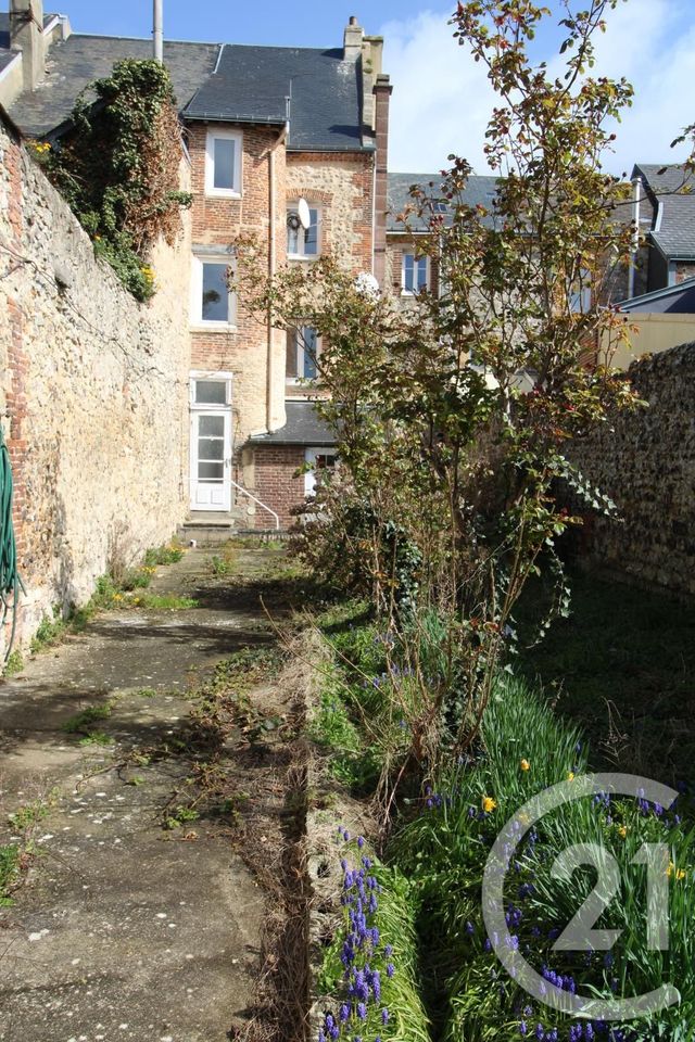 Afficher la photo en grand immeuble à vendre - 151.0 m2 - FECAMP - 76 - HAUTE-NORMANDIE - Century 21 Accore