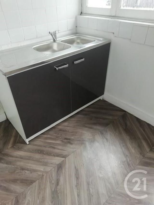 Afficher la photo en grand appartement à louer - 2 pièces - 49.0 m2 - FECAMP - 76 - HAUTE-NORMANDIE - Century 21 Accore