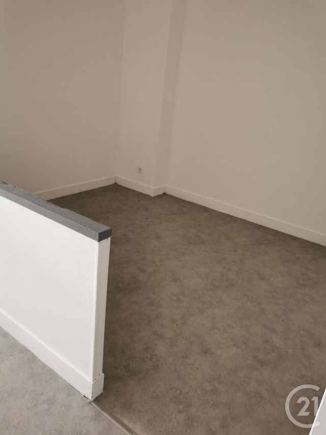 Afficher la photo en grand appartement à louer - 2 pièces - 49.0 m2 - FECAMP - 76 - HAUTE-NORMANDIE - Century 21 Accore