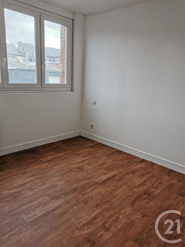 Afficher la photo en grand appartement à louer - 2 pièces - 49.0 m2 - FECAMP - 76 - HAUTE-NORMANDIE - Century 21 Accore