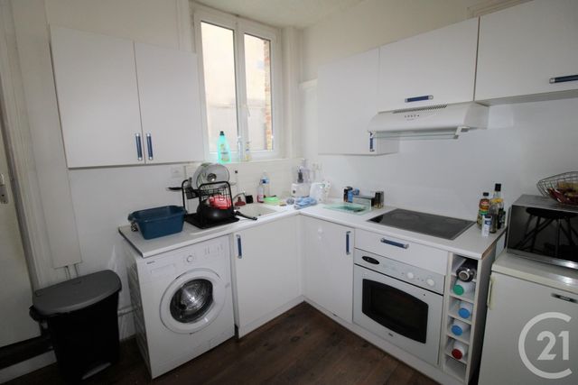 Appartement Triplex à vendre - 4 pièces - 83.0 m2 - FECAMP - 76 - HAUTE-NORMANDIE - Century 21 Accore Appartement Triplex à vendre - 4 pièces - 83.0 m2 - FECAMP - 76 - HAUTE-NORMANDIE - Century 21 Accore