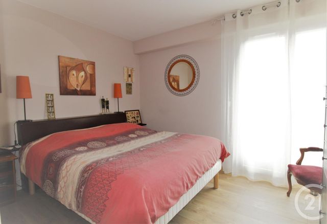 Appartement F5 à vendre - 5 pièces - 118.0 m2 - FECAMP - 76 - HAUTE-NORMANDIE - Century 21 Accore Appartement F5 à vendre - 5 pièces - 118.0 m2 - FECAMP - 76 - HAUTE-NORMANDIE - Century 21 Accore