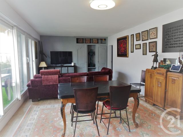 Appartement F5 à vendre - 5 pièces - 118.0 m2 - FECAMP - 76 - HAUTE-NORMANDIE - Century 21 Accore Appartement F5 à vendre - 5 pièces - 118.0 m2 - FECAMP - 76 - HAUTE-NORMANDIE - Century 21 Accore
