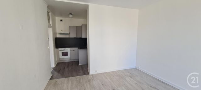 Afficher la photo en grand Appartement F3 à louer - 3 pièces - 63.67 m2 - FECAMP - 76 - HAUTE-NORMANDIE - Century 21 Accore
