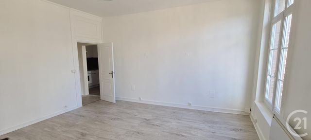 Afficher la photo en grand Appartement F3 à louer - 3 pièces - 63.67 m2 - FECAMP - 76 - HAUTE-NORMANDIE - Century 21 Accore