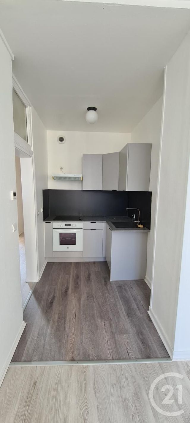 Afficher la photo en grand Appartement F3 à louer - 3 pièces - 63.67 m2 - FECAMP - 76 - HAUTE-NORMANDIE - Century 21 Accore