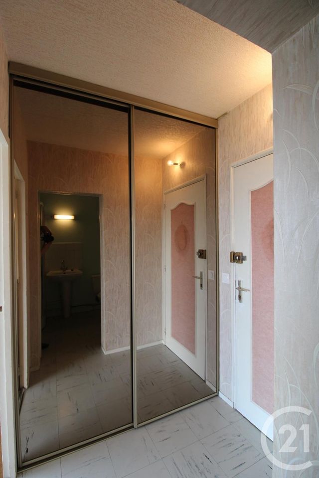 Appartement F1 à vendre - 1 pièce - 31.17 m2 - FECAMP - 76 - HAUTE-NORMANDIE - Century 21 Accore Appartement F1 à vendre - 1 pièce - 31.17 m2 - FECAMP - 76 - HAUTE-NORMANDIE - Century 21 Accore