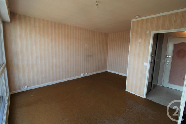 Appartement F1 à vendre - 1 pièce - 31.17 m2 - FECAMP - 76 - HAUTE-NORMANDIE - Century 21 Accore Appartement F1 à vendre - 1 pièce - 31.17 m2 - FECAMP - 76 - HAUTE-NORMANDIE - Century 21 Accore