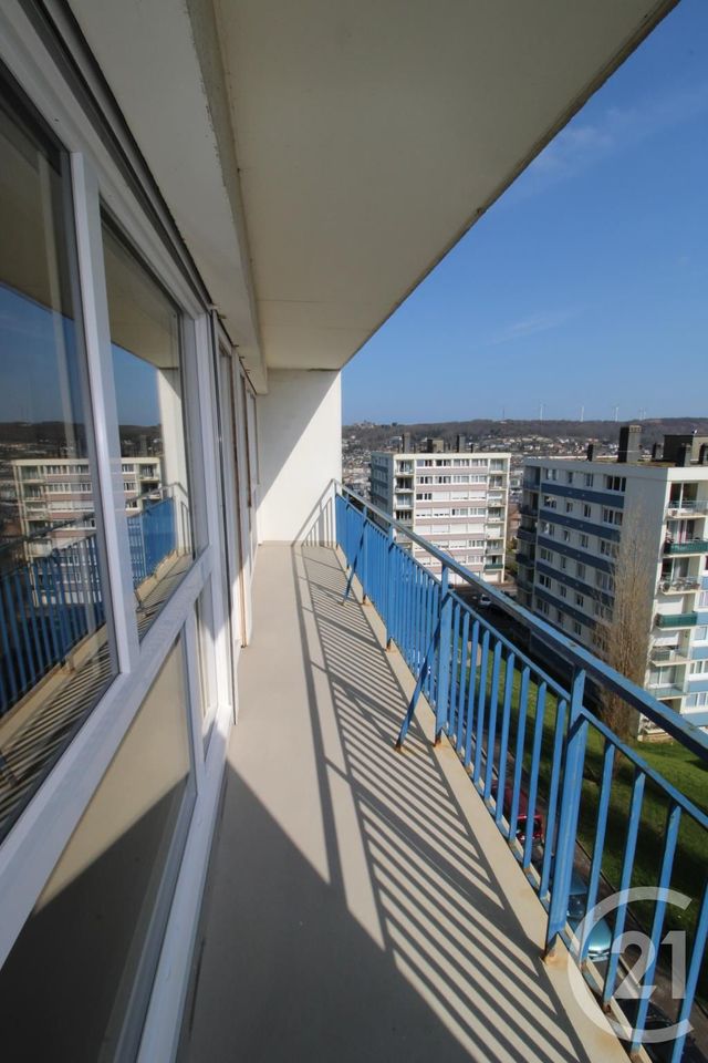 Appartement F1 à vendre - 1 pièce - 31.17 m2 - FECAMP - 76 - HAUTE-NORMANDIE - Century 21 Accore Appartement F1 à vendre - 1 pièce - 31.17 m2 - FECAMP - 76 - HAUTE-NORMANDIE - Century 21 Accore