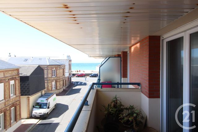 Afficher la photo en grand Appartement F2 à vendre - 2 pièces - 66.15 m2 - FECAMP - 76 - HAUTE-NORMANDIE - Century 21 Accore