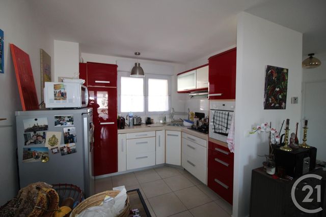 Afficher la photo en grand Appartement F2 à vendre - 2 pièces - 66.15 m2 - FECAMP - 76 - HAUTE-NORMANDIE - Century 21 Accore