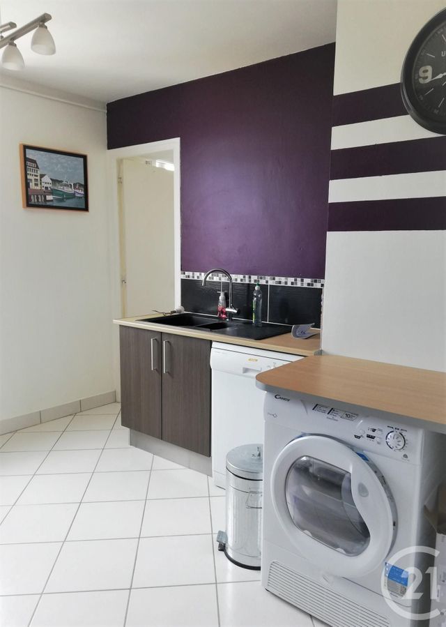 Appartement F4 à vendre - 3 pièces - 66.0 m2 - FECAMP - 76 - HAUTE-NORMANDIE - Century 21 Accore Appartement F4 à vendre - 3 pièces - 66.0 m2 - FECAMP - 76 - HAUTE-NORMANDIE - Century 21 Accore