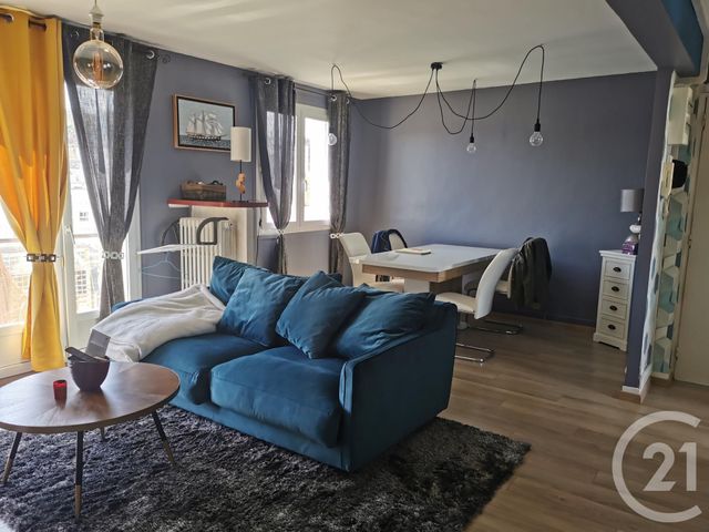 Appartement F4 à vendre - 3 pièces - 66.0 m2 - FECAMP - 76 - HAUTE-NORMANDIE - Century 21 Accore Appartement F4 à vendre - 3 pièces - 66.0 m2 - FECAMP - 76 - HAUTE-NORMANDIE - Century 21 Accore