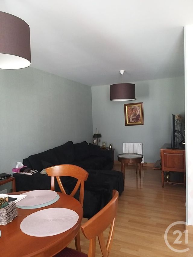 Appartement F3 à louer - 3 pièces - 56.0 m2 - FECAMP - 76 - HAUTE-NORMANDIE - Century 21 Accore Appartement F3 à louer - 3 pièces - 56.0 m2 - FECAMP - 76 - HAUTE-NORMANDIE - Century 21 Accore