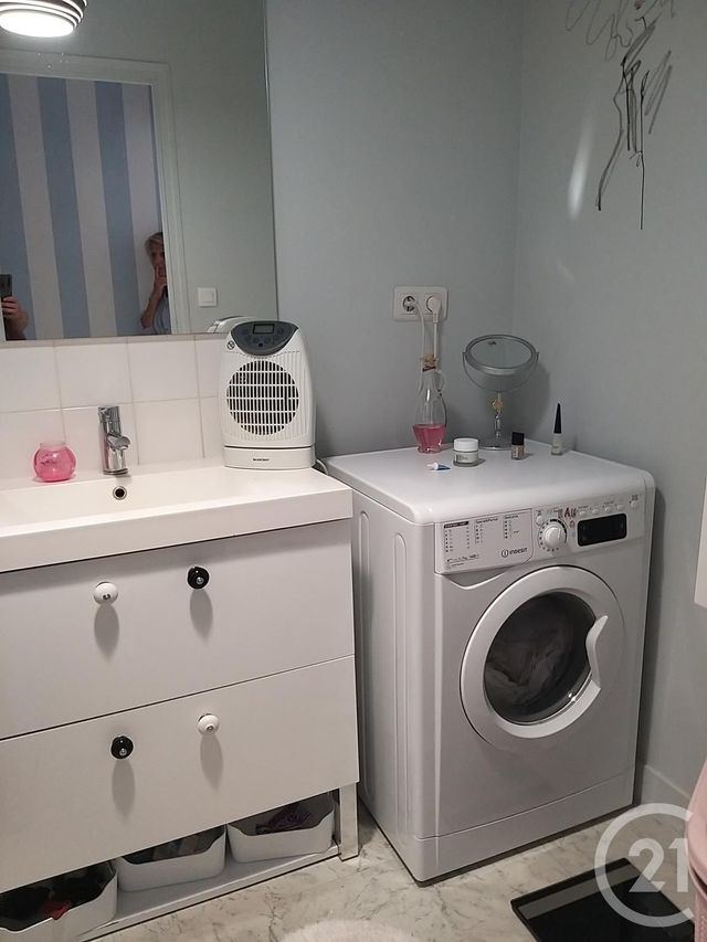 Appartement F3 à louer - 3 pièces - 56.0 m2 - FECAMP - 76 - HAUTE-NORMANDIE - Century 21 Accore Appartement F3 à louer - 3 pièces - 56.0 m2 - FECAMP - 76 - HAUTE-NORMANDIE - Century 21 Accore
