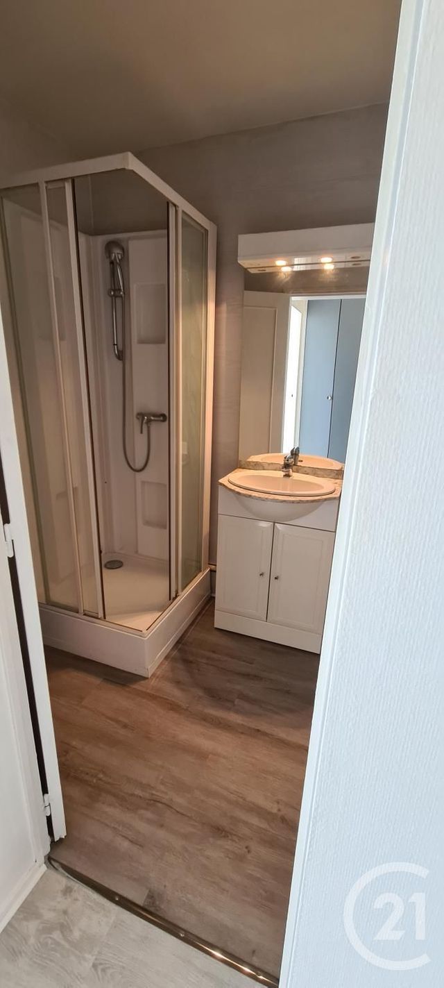 Studio à louer - 1 pièce - 31.86 m2 - FECAMP - 76 - HAUTE-NORMANDIE - Century 21 Accore Studio à louer - 1 pièce - 31.86 m2 - FECAMP - 76 - HAUTE-NORMANDIE - Century 21 Accore