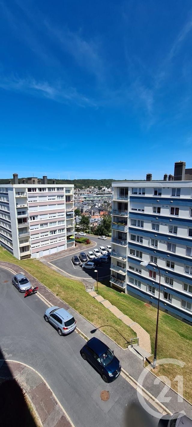 Studio à louer - 1 pièce - 31.86 m2 - FECAMP - 76 - HAUTE-NORMANDIE - Century 21 Accore Studio à louer - 1 pièce - 31.86 m2 - FECAMP - 76 - HAUTE-NORMANDIE - Century 21 Accore