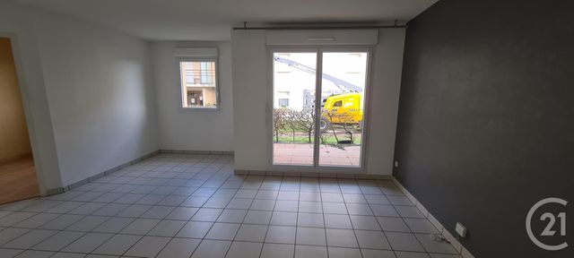 Afficher la photo en grand appartement à louer - 2 pièces - 54.98 m2 - FECAMP - 76 - HAUTE-NORMANDIE - Century 21 Accore