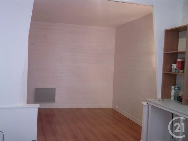 Afficher la photo en grand Studio à louer - 1 pièce - 23.0 m2 - FECAMP - 76 - HAUTE-NORMANDIE - Century 21 Accore