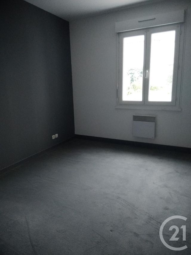 Afficher la photo en grand Appartement F3 à louer - 3 pièces - 65.0 m2 - FECAMP - 76 - HAUTE-NORMANDIE - Century 21 Accore