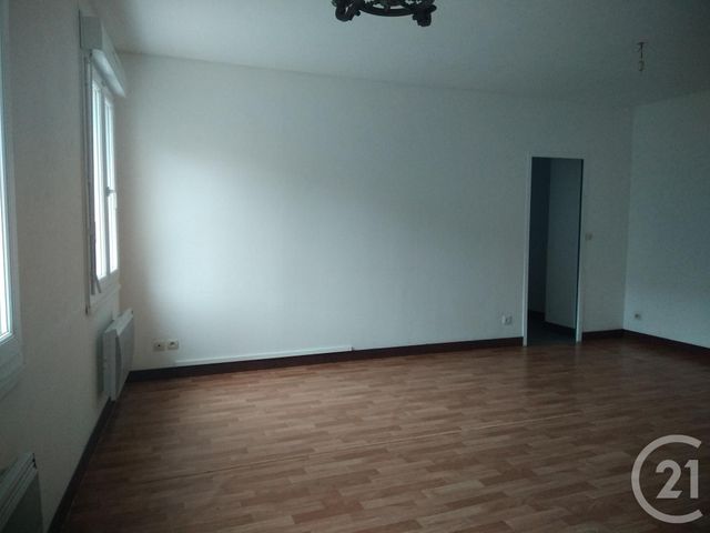 Afficher la photo en grand Appartement F3 à louer - 3 pièces - 65.0 m2 - FECAMP - 76 - HAUTE-NORMANDIE - Century 21 Accore