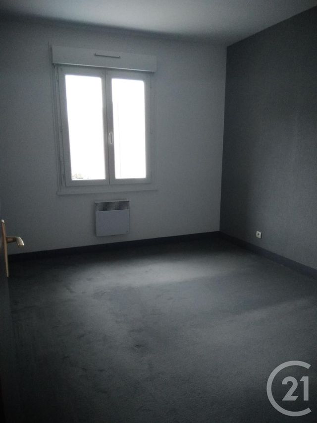 Afficher la photo en grand Appartement F3 à louer - 3 pièces - 65.0 m2 - FECAMP - 76 - HAUTE-NORMANDIE - Century 21 Accore