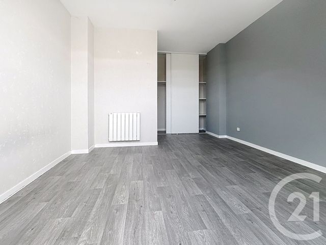 Appartement F4 à vendre - 4 pièces - 79.36 m2 - FECAMP - 76 - HAUTE-NORMANDIE - Century 21 Accore