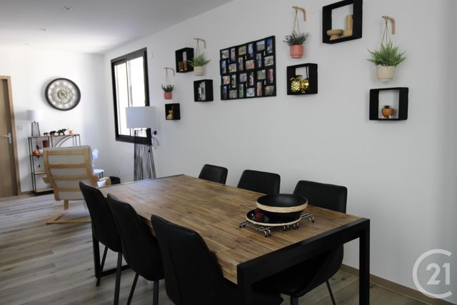 Afficher la photo en grand Appartement F3 à vendre - 3 pièces - 93.0 m2 - FECAMP - 76 - HAUTE-NORMANDIE - Century 21 Accore