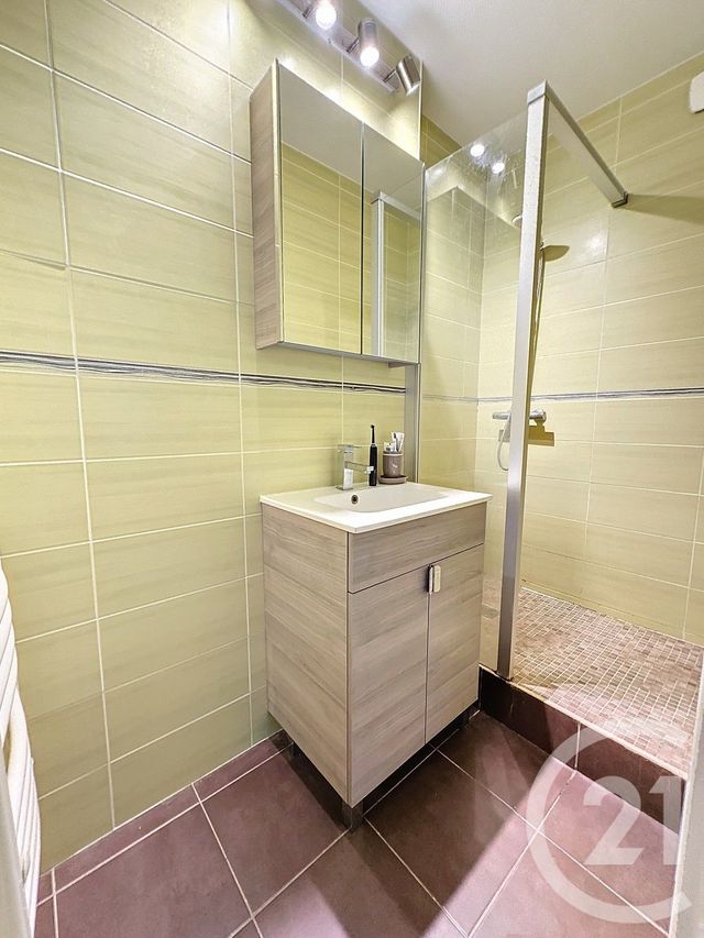 Appartement F3 à vendre - 4 pièces - 66.83 m2 - FECAMP - 76 - HAUTE-NORMANDIE - Century 21 Accore