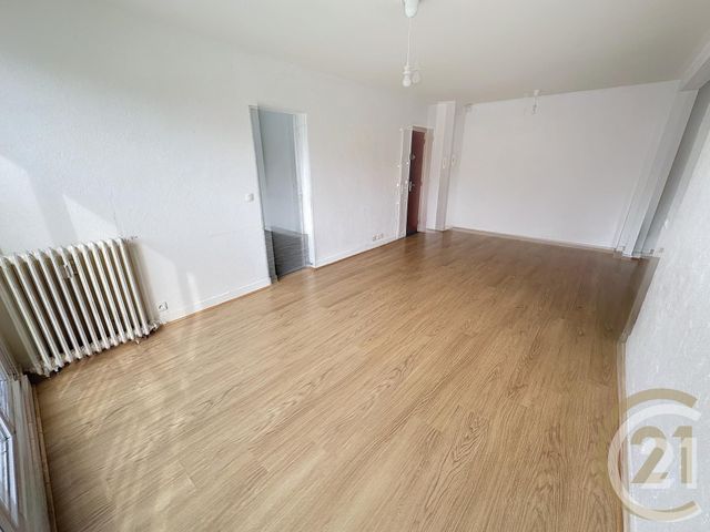 Afficher la photo en grand Appartement F4 à vendre - 5 pièces - 89.99 m2 - FECAMP - 76 - HAUTE-NORMANDIE - Century 21 Accore