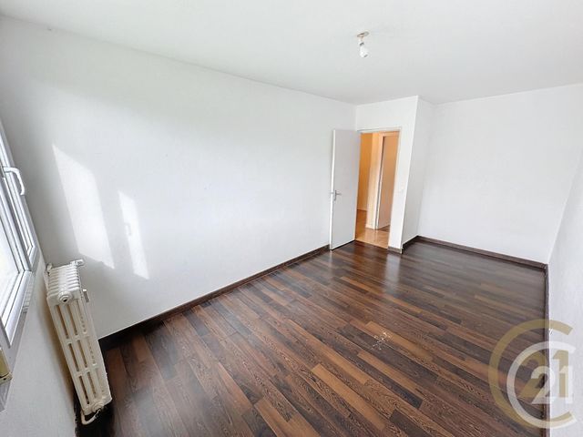 Afficher la photo en grand Appartement F4 à vendre - 5 pièces - 89.99 m2 - FECAMP - 76 - HAUTE-NORMANDIE - Century 21 Accore