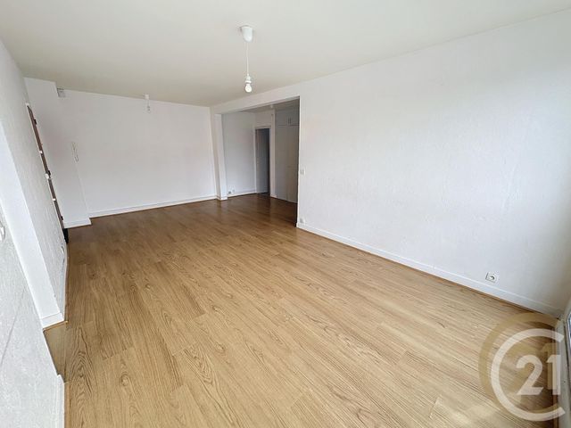 Afficher la photo en grand Appartement F4 à vendre - 5 pièces - 89.99 m2 - FECAMP - 76 - HAUTE-NORMANDIE - Century 21 Accore