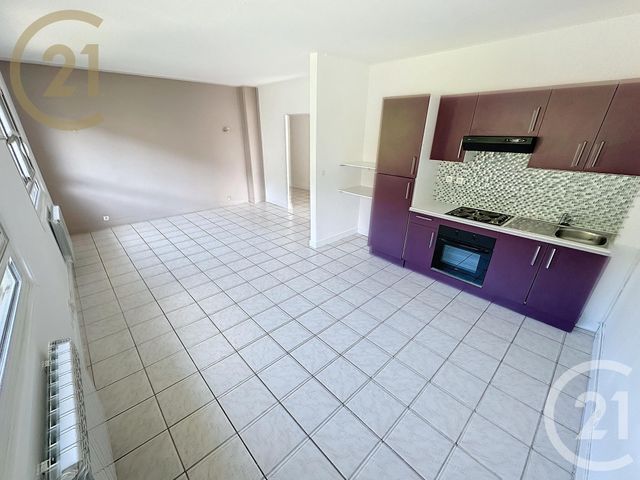 Afficher la photo en grand Appartement F3 à vendre - 3 pièces - 71.13 m2 - FECAMP - 76 - HAUTE-NORMANDIE - Century 21 Accore