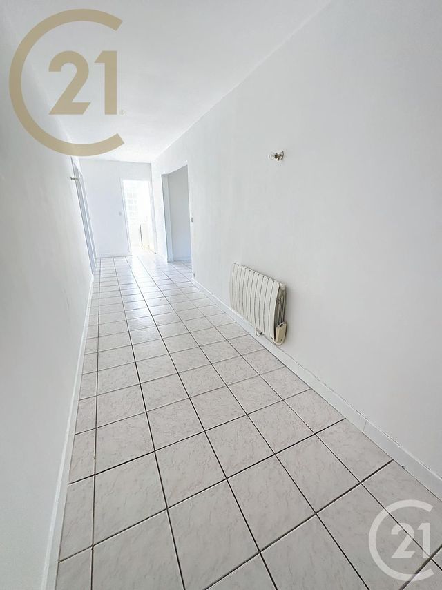 Afficher la photo en grand Appartement F3 à vendre - 3 pièces - 71.13 m2 - FECAMP - 76 - HAUTE-NORMANDIE - Century 21 Accore