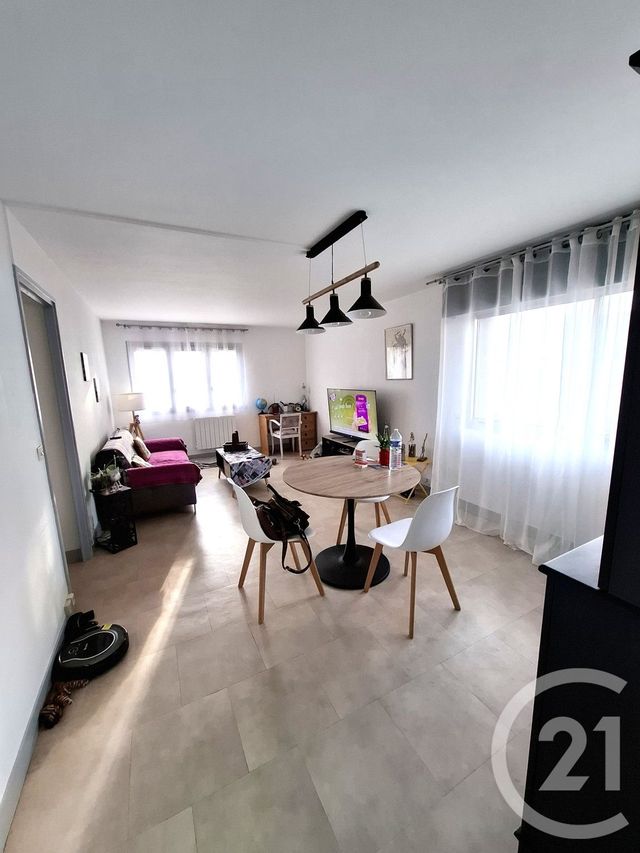 Appartement F2 à vendre - 2 pièces - 64.57 m2 - FECAMP - 76 - HAUTE-NORMANDIE - Century 21 Accore