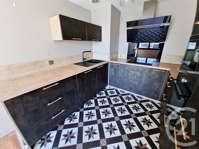Appartement F3 à vendre - 3 pièces - 65.0 m2 - FECAMP - 76 - HAUTE-NORMANDIE - Century 21 Accore
