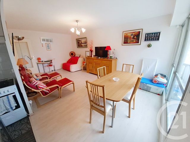 Afficher la photo en grand Appartement F2 à vendre - 2 pièces - 47.58 m2 - FECAMP - 76 - HAUTE-NORMANDIE - Century 21 Accore