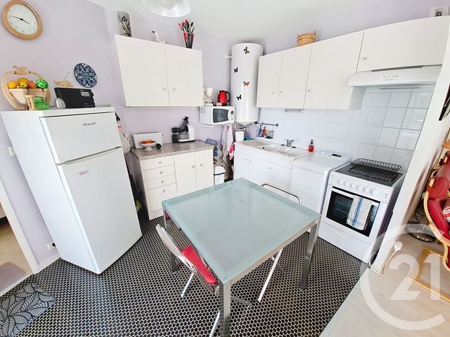 Afficher la photo en grand Appartement F2 à vendre - 2 pièces - 47.58 m2 - FECAMP - 76 - HAUTE-NORMANDIE - Century 21 Accore