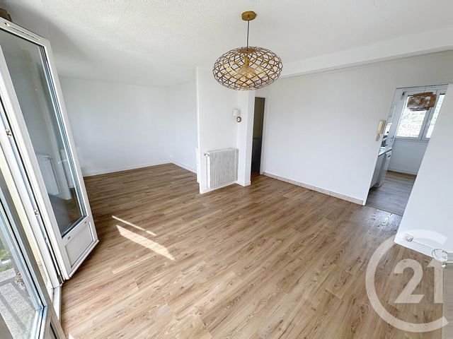 Appartement F4 à vendre - 4 pièces - 74.26 m2 - FECAMP - 76 - HAUTE-NORMANDIE - Century 21 Accore