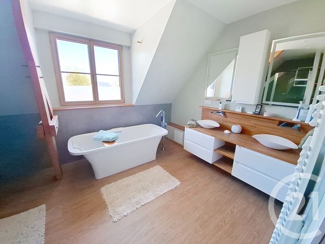 maison à vendre - 6 pièces - 259.95 m2 - SENNEVILLE SUR FECAMP - 76 - HAUTE-NORMANDIE - Century 21 Accore