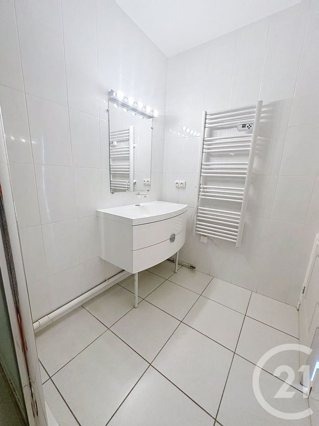 Afficher la photo en grand Appartement F2 à vendre - 2 pièces - 57.7 m2 - FECAMP - 76 - HAUTE-NORMANDIE - Century 21 Accore
