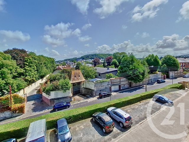 Afficher la photo en grand Appartement F4 à vendre - 4 pièces - 80.91 m2 - FECAMP - 76 - HAUTE-NORMANDIE - Century 21 Accore
