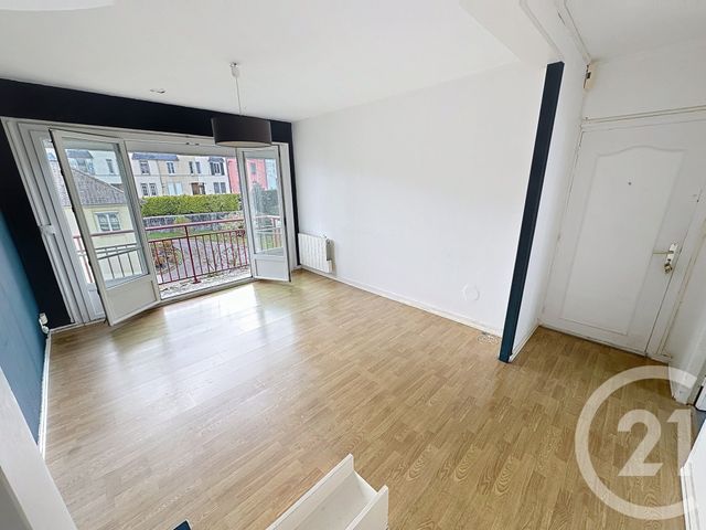 Afficher la photo en grand Appartement F3 à vendre - 3 pièces - 54.73 m2 - FECAMP - 76 - HAUTE-NORMANDIE - Century 21 Accore