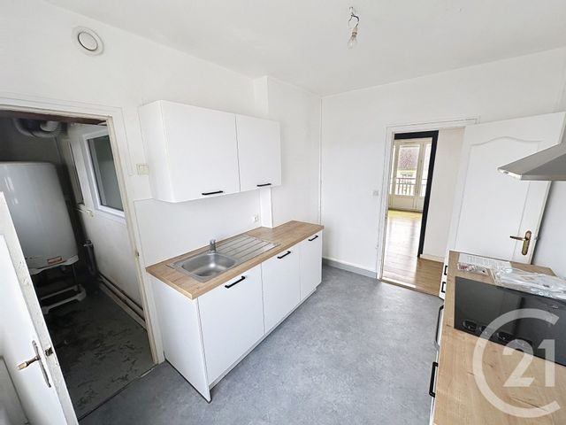 Afficher la photo en grand Appartement F3 à vendre - 3 pièces - 54.73 m2 - FECAMP - 76 - HAUTE-NORMANDIE - Century 21 Accore