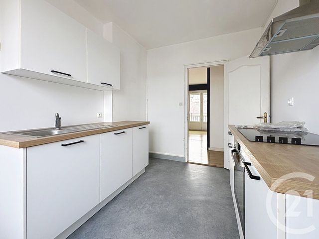 Afficher la photo en grand Appartement F3 à vendre - 3 pièces - 54.73 m2 - FECAMP - 76 - HAUTE-NORMANDIE - Century 21 Accore
