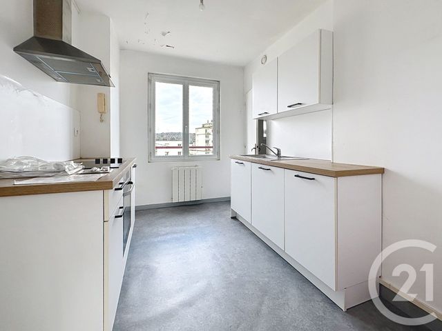 Afficher la photo en grand Appartement F3 à vendre - 3 pièces - 54.73 m2 - FECAMP - 76 - HAUTE-NORMANDIE - Century 21 Accore