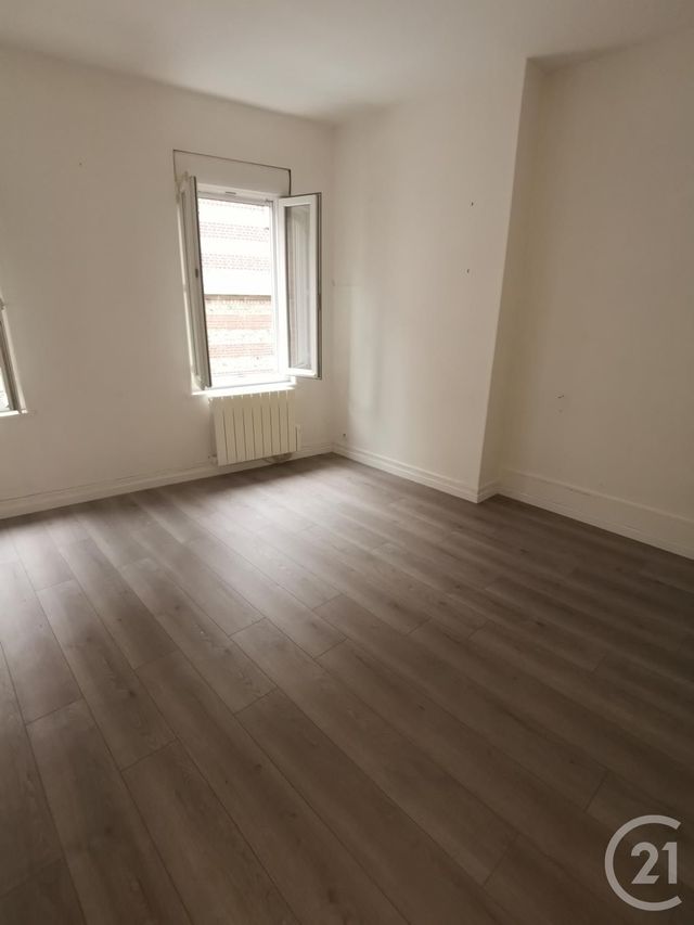 Appartement à louer - 2 pièces - 40.0 m2 - FECAMP - 76 - HAUTE-NORMANDIE - Century 21 Accore