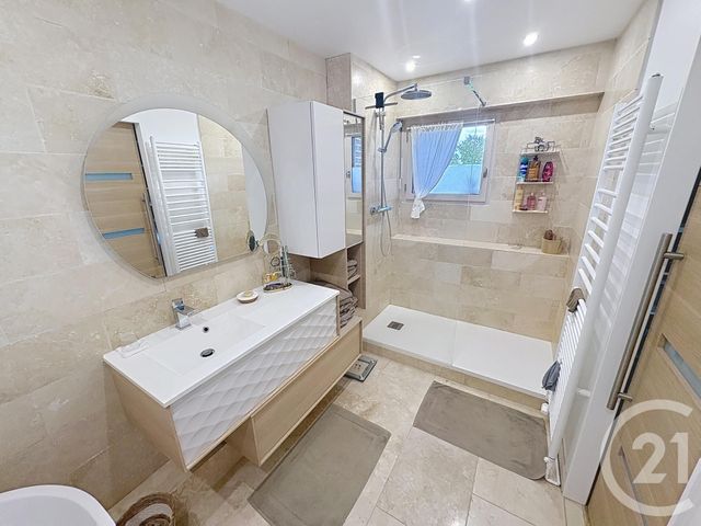 maison à vendre - 6 pièces - 126.0 m2 - ST LEONARD - 76 - HAUTE-NORMANDIE - Century 21 Accore