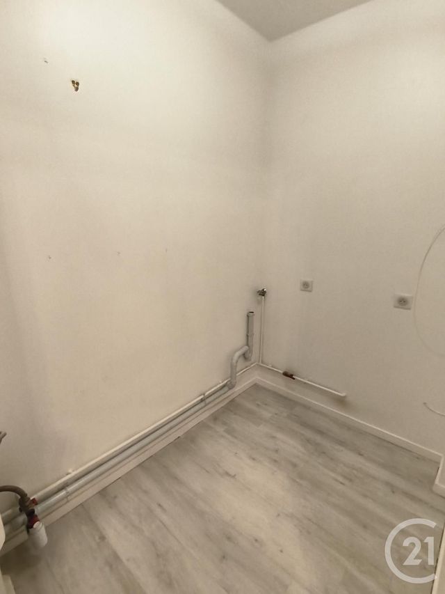 Appartement à louer - 4 pièces - 86.42 m2 - FECAMP - 76 - HAUTE-NORMANDIE - Century 21 Accore