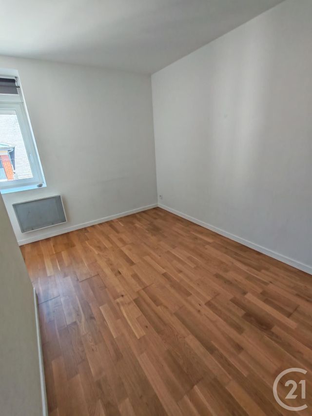 Appartement à louer - 3 pièces - 57.99 m2 - FECAMP - 76 - HAUTE-NORMANDIE - Century 21 Accore
